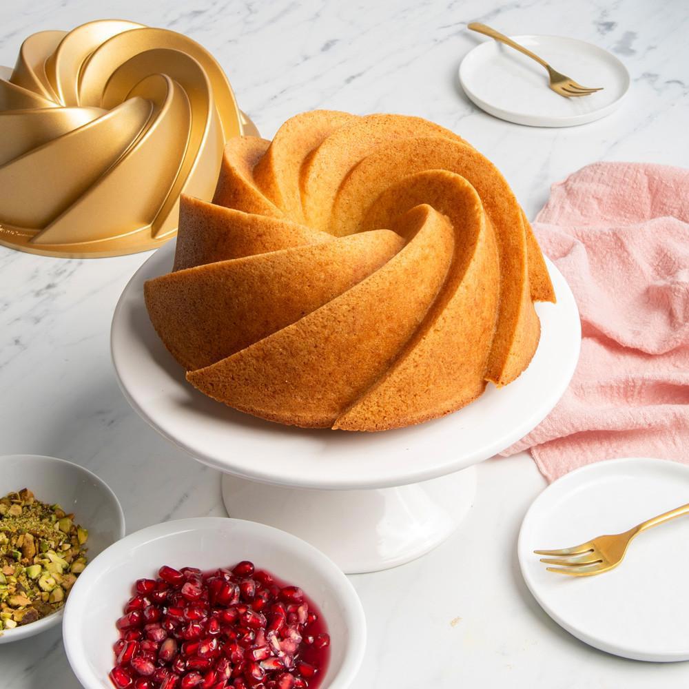 Nordicware Gold Heritage Bundt Pan